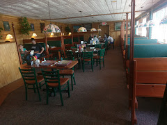 Diner near Golden Gate Lodging